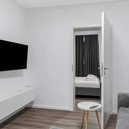 Meta Hotel 2*